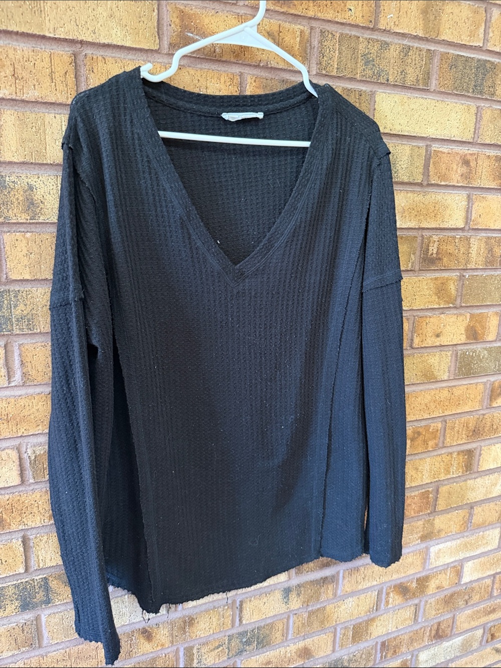 TALULAH Black Waffle V-Neck Long Sleeve Top